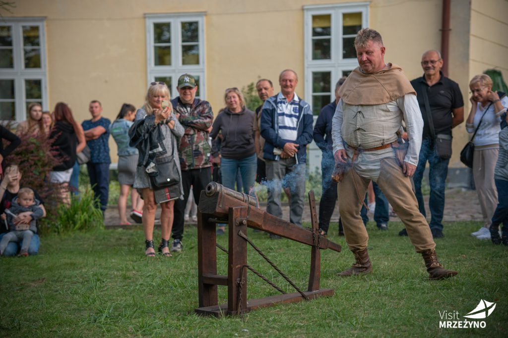 TRZEBIATOWSKIE ŚWIETO KASZY – ŚREDNIOWIECZNE BOMBARDY